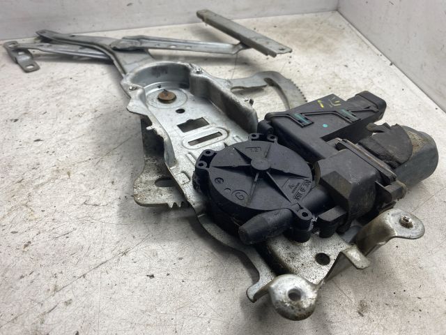 bontott OPEL CORSA C Jobb első Ablakemelő Szerkezet (Elektromos)