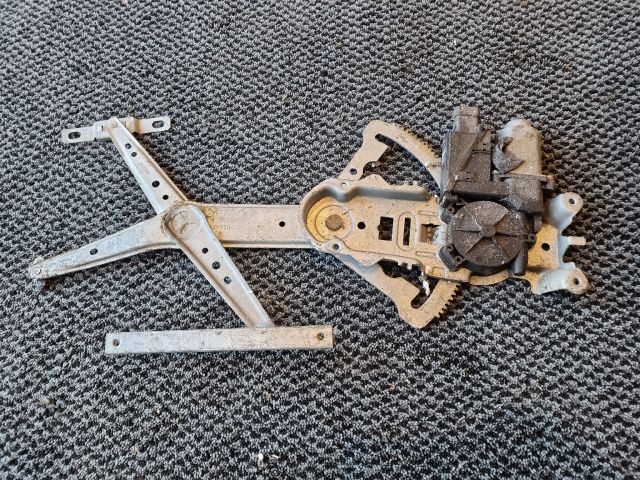 bontott OPEL CORSA C Jobb első Ablakemelő Szerkezet (Elektromos)