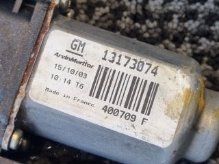 bontott OPEL CORSA C Jobb első Ablakemelő Szerkezet (Elektromos)