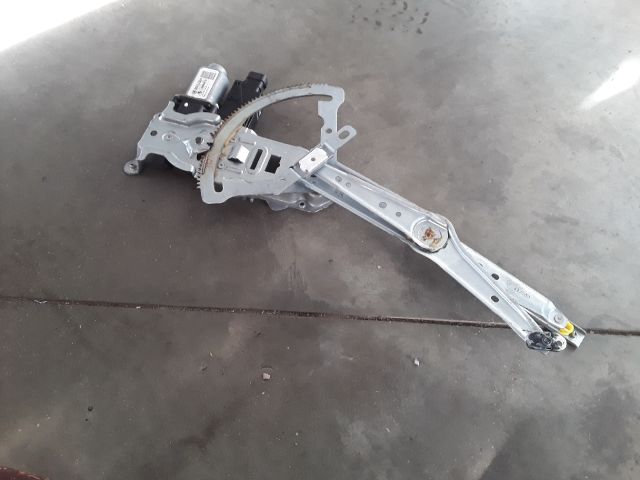 bontott OPEL CORSA C Jobb első Ablakemelő Szerkezet (Elektromos)