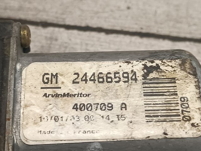 bontott OPEL CORSA C Jobb első Ablakemelő Szerkezet (Elektromos)