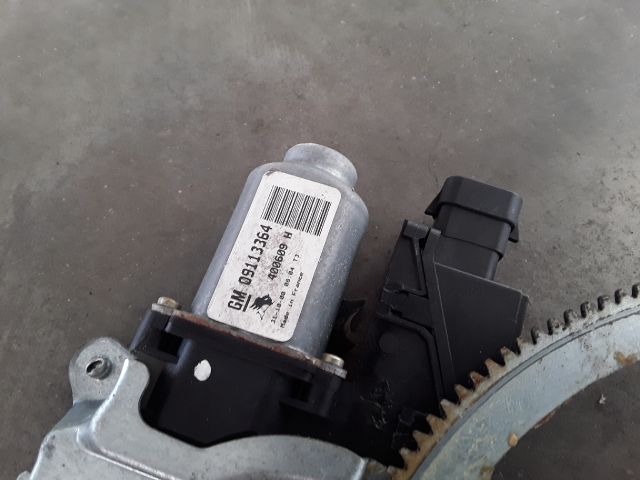 bontott OPEL CORSA C Jobb első Ablakemelő Szerkezet (Elektromos)