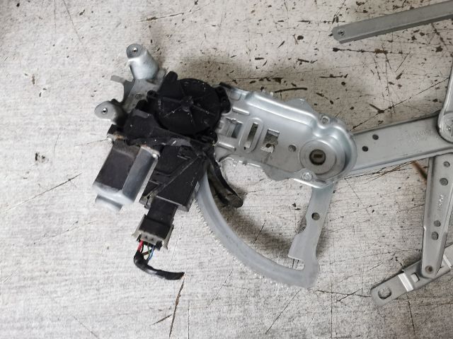 bontott OPEL CORSA C Jobb első Ablakemelő Szerkezet (Elektromos)