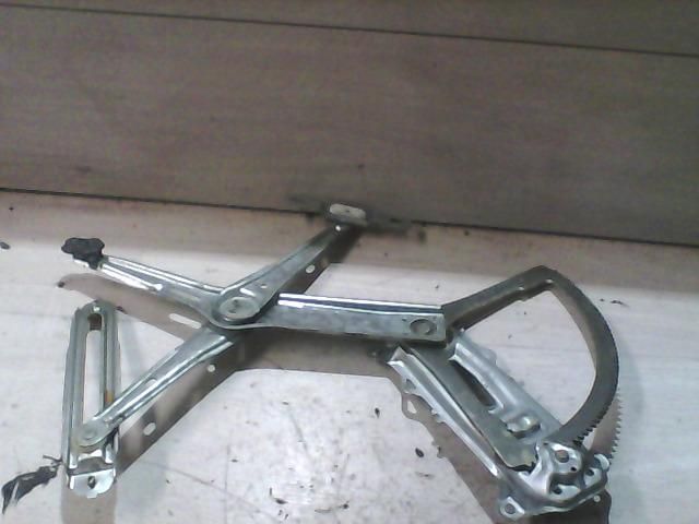 bontott OPEL CORSA C Jobb első Ablakemelő Szerkezet (Mechanikus)