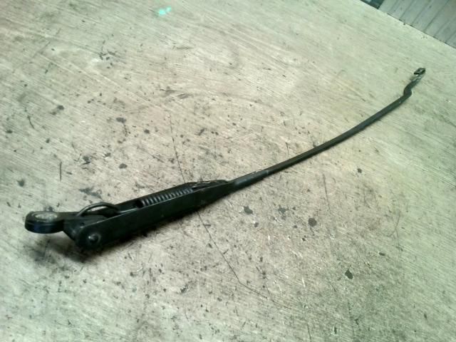 bontott OPEL CORSA C Jobb első Ablaktörlő Kar