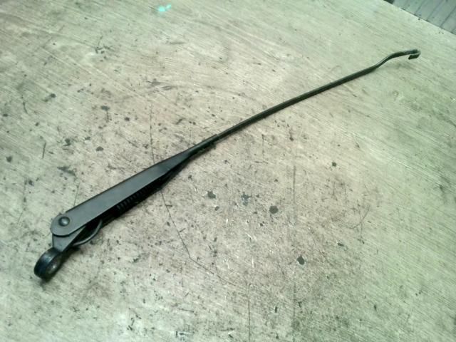 bontott OPEL CORSA C Jobb első Ablaktörlő Kar