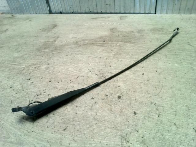 bontott OPEL CORSA C Jobb első Ablaktörlő Kar