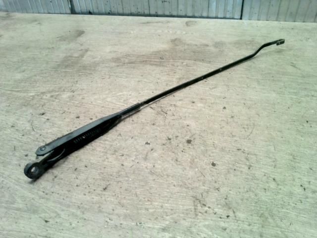 bontott OPEL CORSA C Jobb első Ablaktörlő Kar