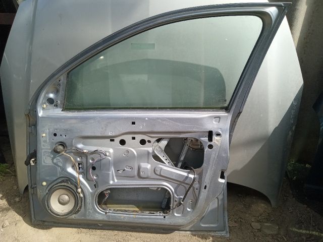 bontott OPEL CORSA C Jobb első Ajtó (Részeivel)