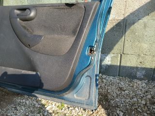 bontott OPEL CORSA C Jobb első Ajtó (Részeivel)
