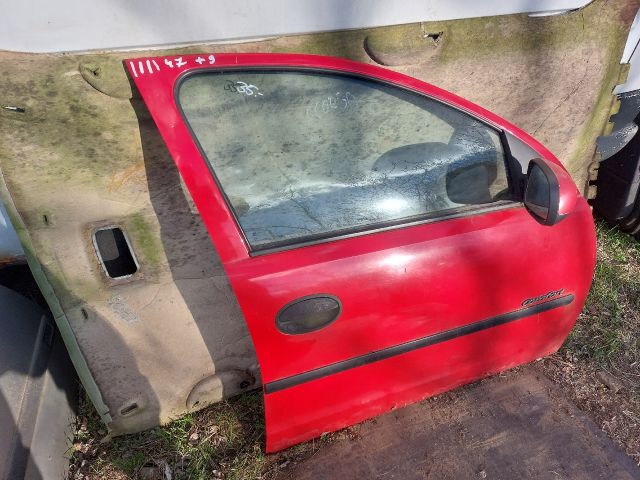 bontott OPEL CORSA C Jobb első Ajtó (Részeivel)