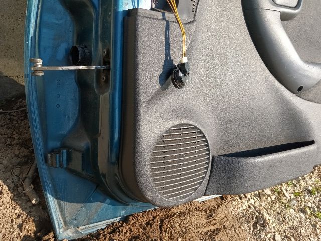 bontott OPEL CORSA C Jobb első Ajtó (Részeivel)