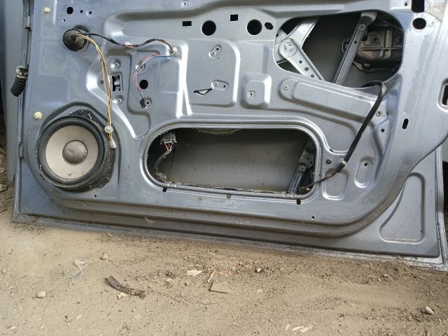 bontott OPEL CORSA C Jobb első Ajtó (Részeivel)
