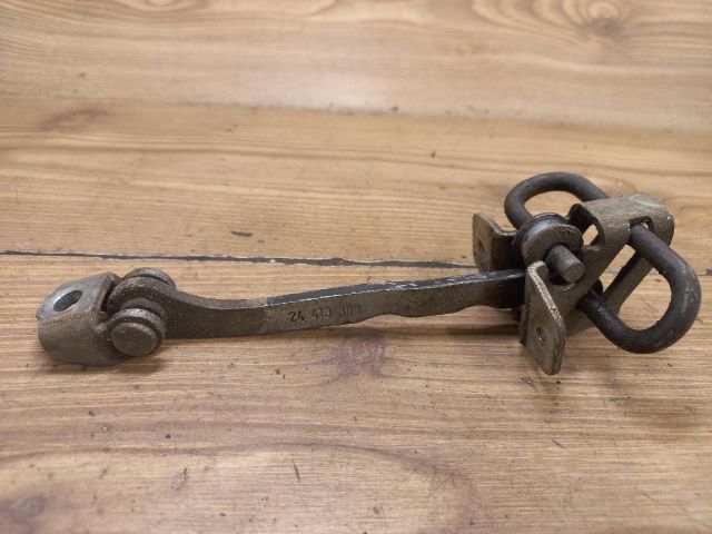 bontott OPEL CORSA C Jobb első Ajtóhatároló