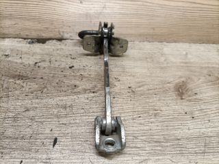 bontott OPEL CORSA C Jobb első Ajtóhatároló