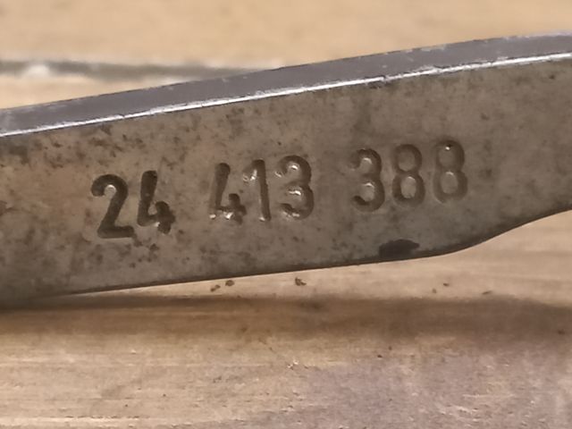 bontott OPEL CORSA C Jobb első Ajtóhatároló