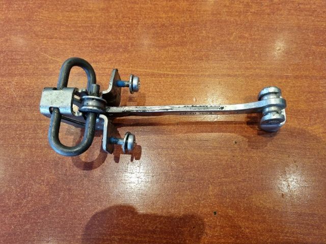 bontott OPEL CORSA C Jobb első Ajtóhatároló