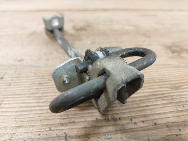 bontott OPEL CORSA C Jobb első Ajtóhatároló