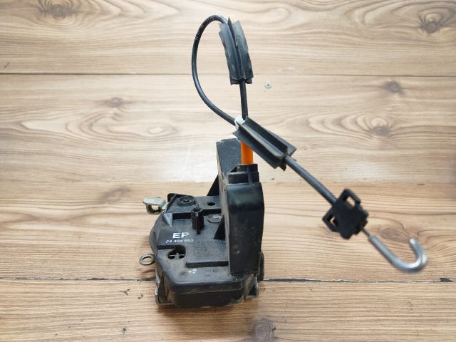 bontott OPEL CORSA C Jobb első Ajtózár