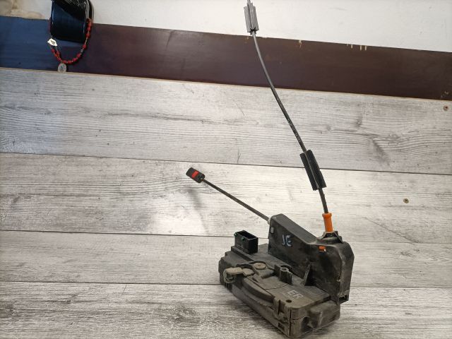 bontott OPEL CORSA C Jobb első Ajtózár