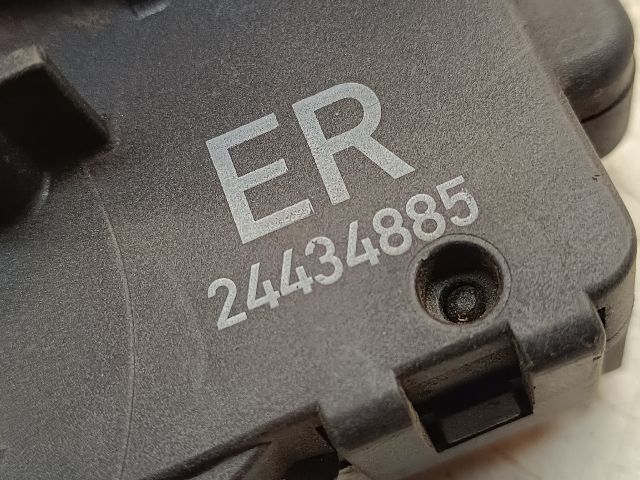 bontott OPEL CORSA C Jobb első Ajtózár