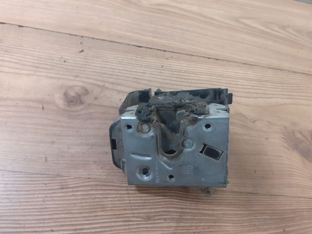 bontott OPEL CORSA C Jobb első Ajtózár