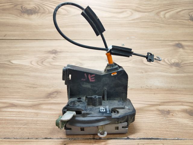 bontott OPEL CORSA C Jobb első Ajtózár