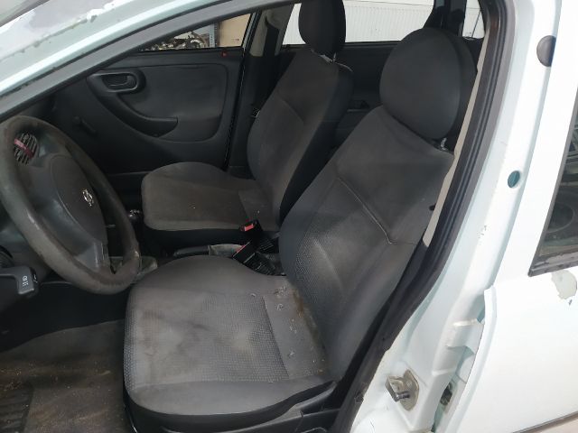 bontott OPEL CORSA C Jobb első Ajtózár