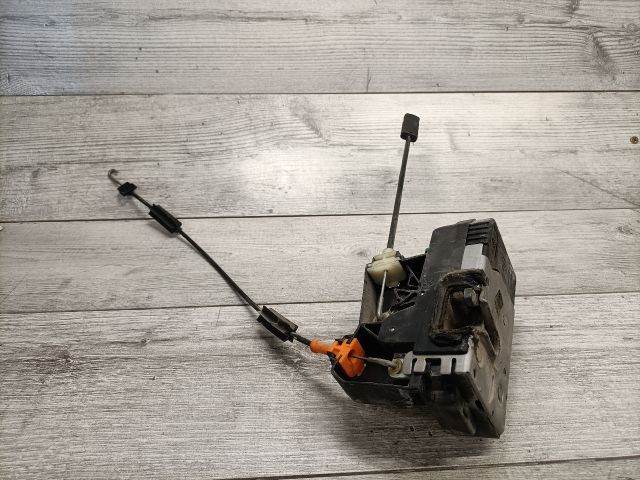 bontott OPEL CORSA C Jobb első Ajtózár