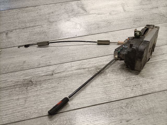 bontott OPEL CORSA C Jobb első Ajtózár