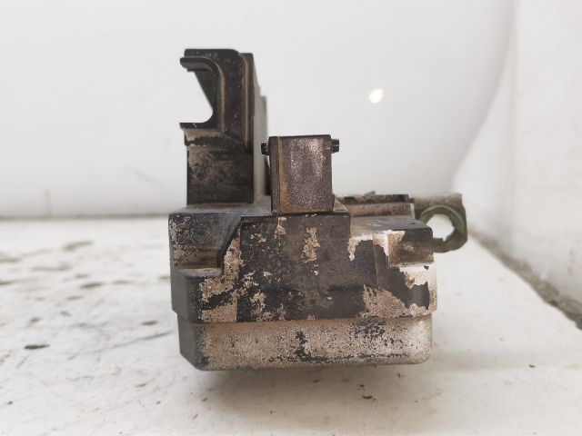 bontott OPEL CORSA C Jobb első Ajtózár