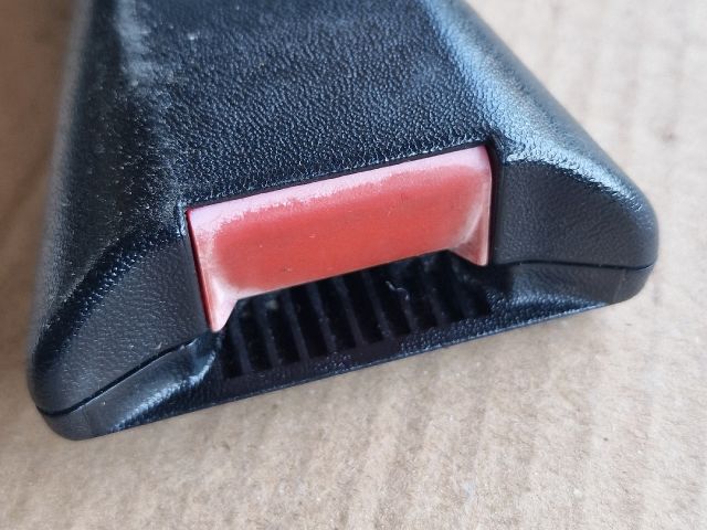 bontott OPEL CORSA C Jobb első Biztonsági Öv Csat