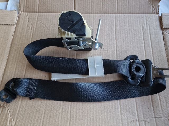 bontott OPEL CORSA C Jobb első Biztonsági Öv