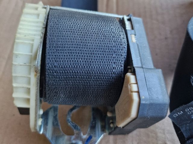 bontott OPEL CORSA C Jobb első Biztonsági Öv