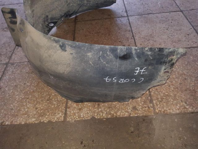 bontott OPEL CORSA C Jobb első Dobbetét (Kerékjárati, Műanyag)