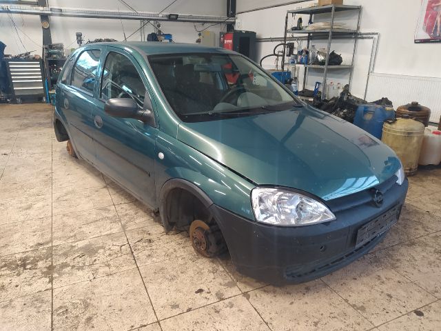 bontott OPEL CORSA C Jobb első Dobbetét (Kerékjárati, Műanyag)