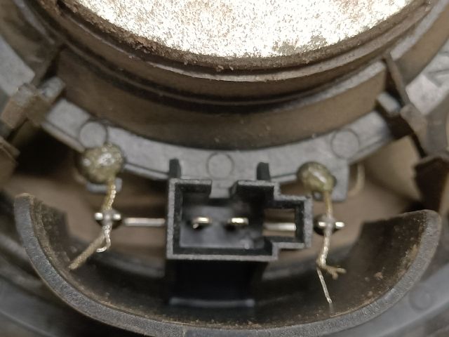 bontott OPEL CORSA C Jobb első Hangszóró