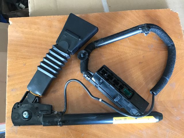 bontott OPEL CORSA C Jobb első Övfeszítő