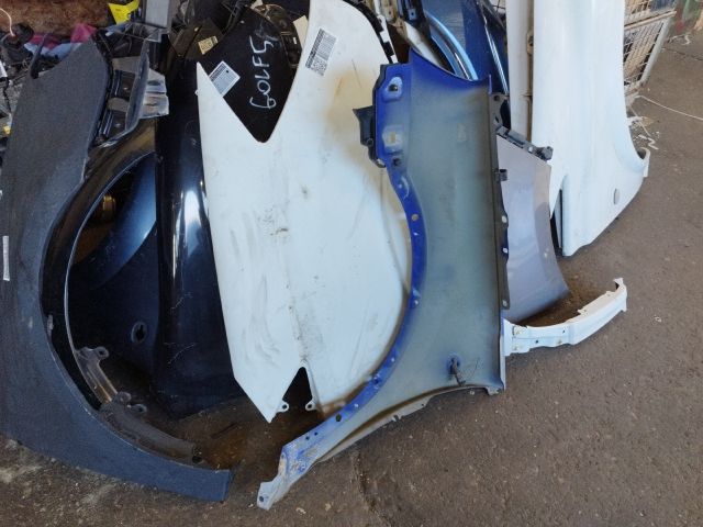 bontott OPEL CORSA C Jobb első Sárvédő