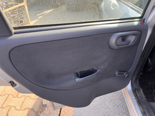 bontott OPEL CORSA C Jobb első Ülés