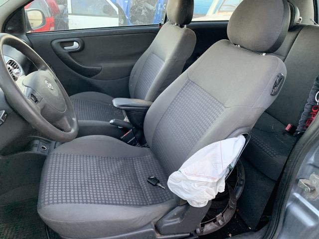 bontott OPEL CORSA C Jobb első Ülés