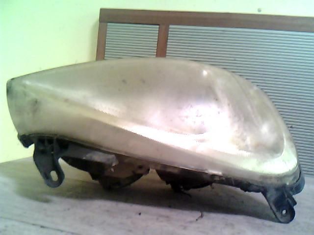 bontott OPEL CORSA C Jobb Fényszóró