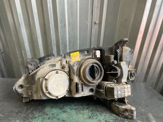 bontott OPEL CORSA C Jobb Fényszóró