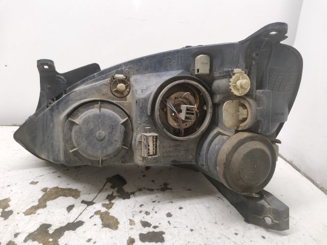 bontott OPEL CORSA C Jobb Fényszóró