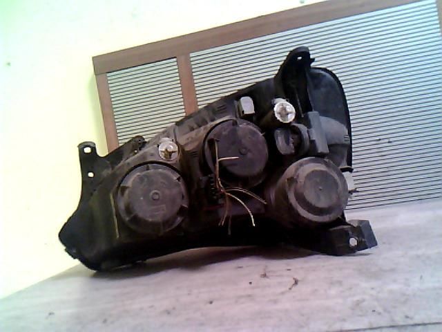 bontott OPEL CORSA C Jobb Fényszóró