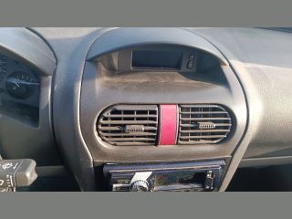 bontott OPEL CORSA C Jobb Fényszóró