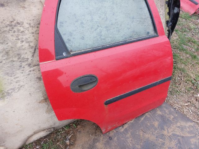 bontott OPEL CORSA C Jobb hátsó Ajtó (Részeivel)