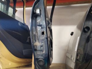 bontott OPEL CORSA C Jobb hátsó Ajtó (Üres lemez)