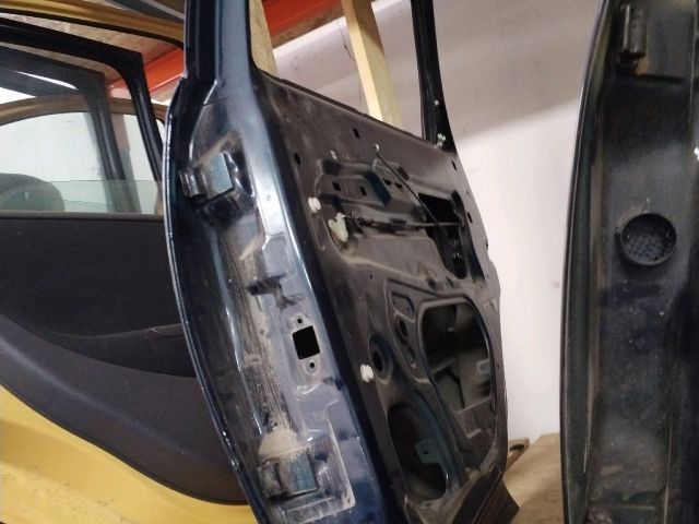 bontott OPEL CORSA C Jobb hátsó Ajtó (Üres lemez)