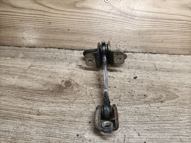 bontott OPEL CORSA C Jobb hátsó Ajtóhatároló